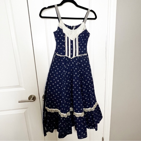 Vintage 70s Gunne Sax Dress Navy Blue dusty floral lace  Size 3 0, 00 cotton - Picture 2 of 10